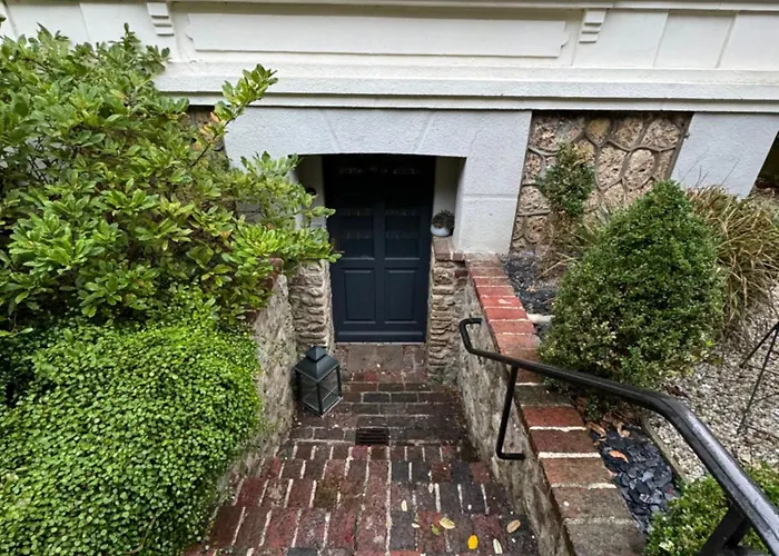 Cocon Au Coeur De Pour 2, 3 Ou 4 Гостевой дом Довиль